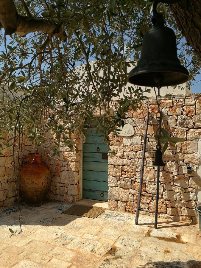 Вилла Trulli Il Geco Sognante Челье-Мессапика Экстерьер фото