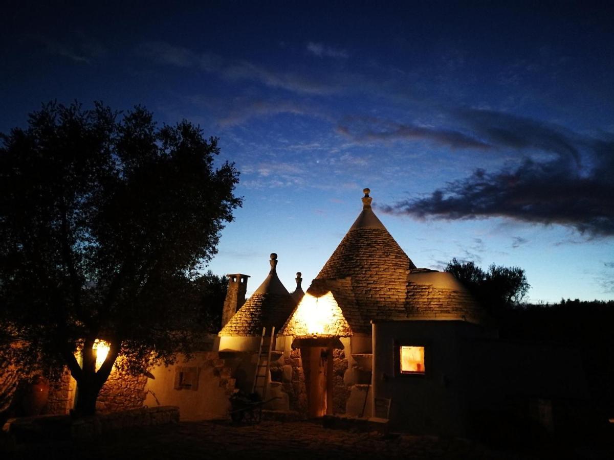 Вилла Trulli Il Geco Sognante Челье-Мессапика Экстерьер фото